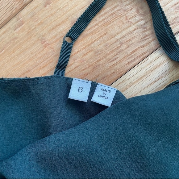 10 Crosby Derek Lam Forest Green Abstract Print Stretch Silk Spaghetti Stap Top - Picture 7 of 10